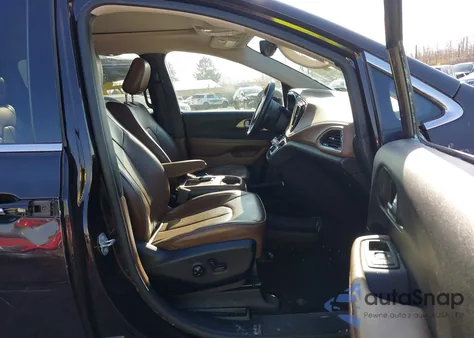 2017 Chrysler Pacifica Limited из США, поврежденный, VIN 2C4RC1GG9HR812065